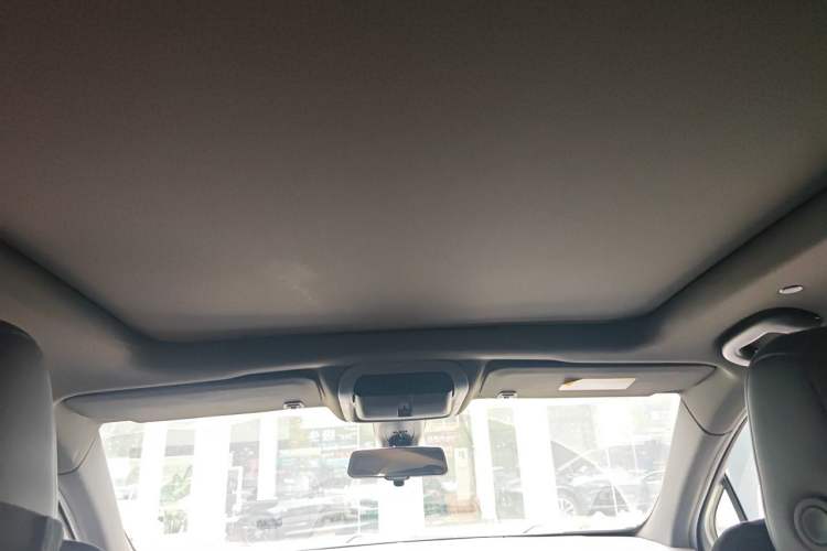 Used Cadillac XT5 2020 28T Luxury Version Headliner