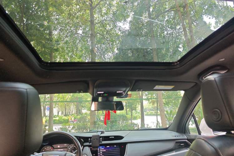 Used Cadillac XT5 2020 Revised Version 28T Luxury Edition Headliner