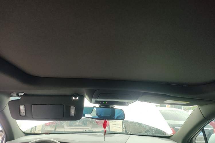 Used Cadillac XT5 2020 28T Luxury Version Headliner