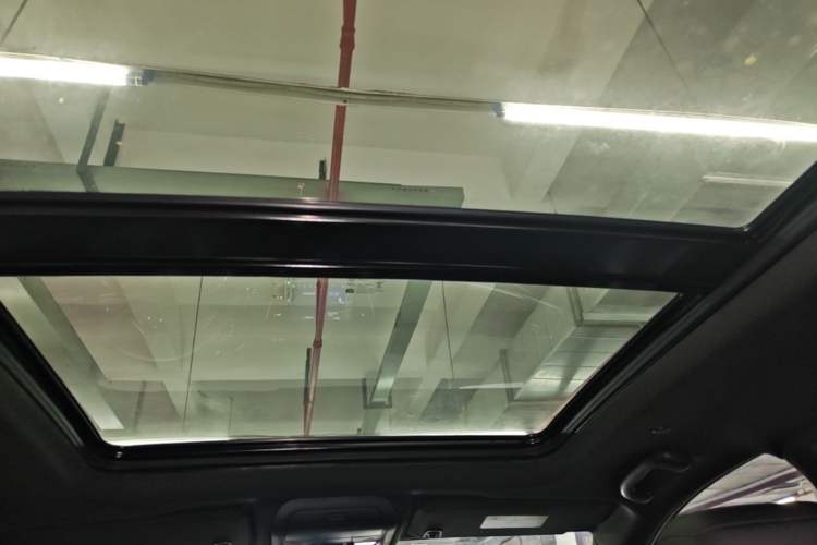 Used Cadillac XT5 2020 28T Four-Wheel Drive Luxury Version Headliner