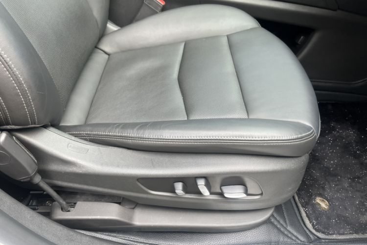 Used Cadillac XT5 2020 Revised Version 28T Four-Wheel Drive Luxury Edition Interior 10