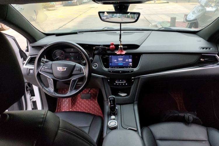 Used Cadillac XT5 2020 Revised Version 28T Luxury Edition Interior 2
