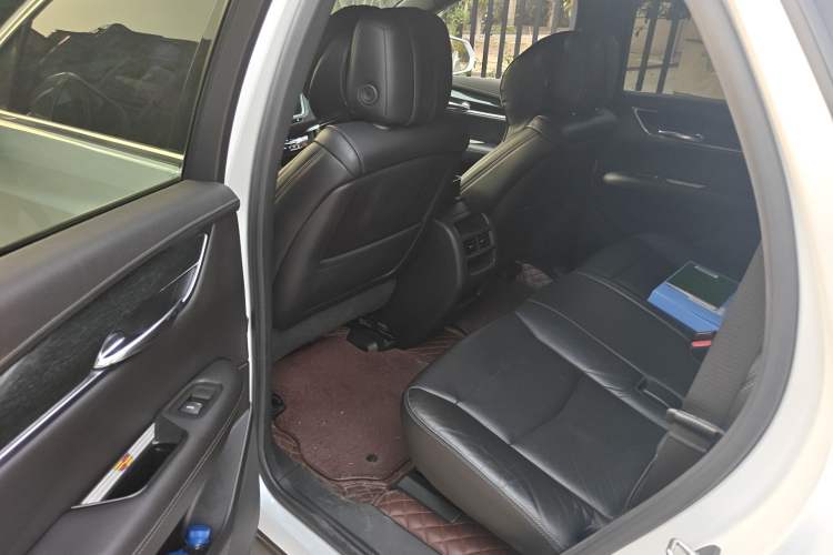Used Cadillac XT5 2020 28T Four-Wheel Drive Luxury Version Interior 4