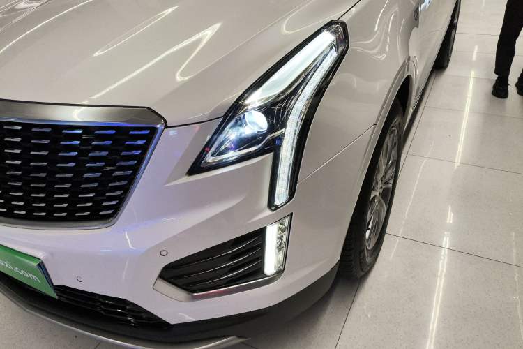 Used Cadillac XT5 2020 28T Luxury Version Left Front Headlight