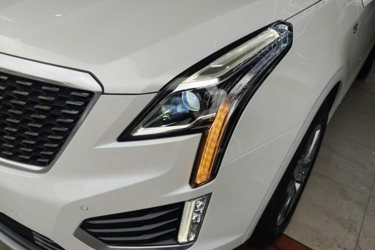Used Cadillac XT5 2020 28T Luxury Version Left Front Headlight