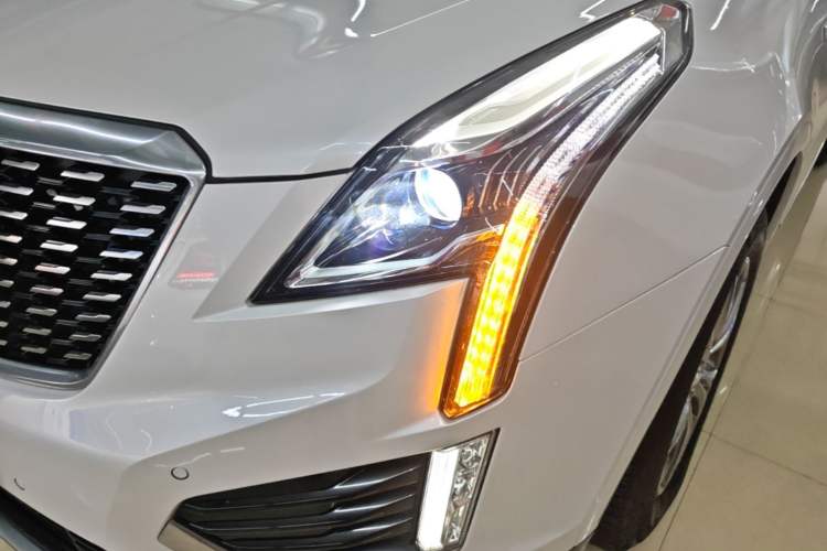 Used Cadillac XT5 2020 28T Four-Wheel Drive Luxury Version Left Front Headlight