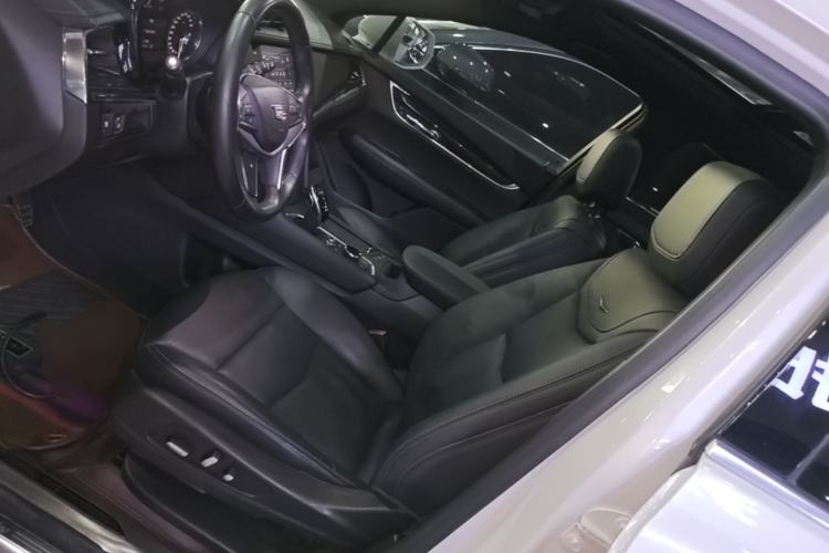 Used Cadillac XT5 2020 28T Four-Wheel Drive Luxury Version Left Front Seat