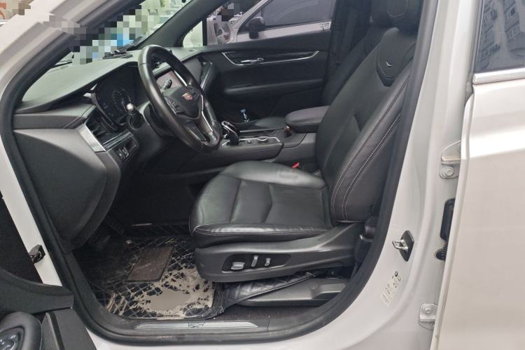 Used Cadillac XT5 2020 28T Four-Wheel Drive Luxury Version Left Front Seat