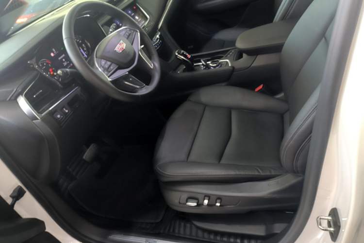 Used Cadillac XT5 2020 28T Four-Wheel Drive Luxury Version Left Front Seat
