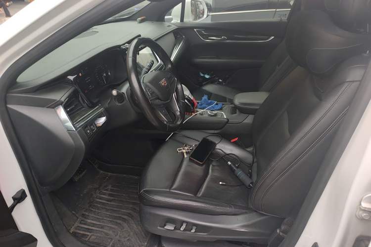 Used Cadillac XT5 2020 28T Four-Wheel Drive Luxury Version Left Front Seat
