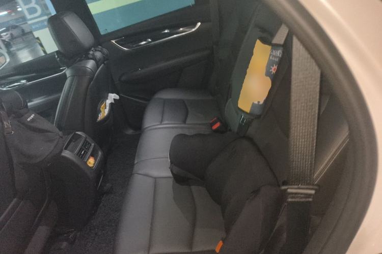 Used Cadillac XT5 2020 Revised Version 28T Luxury Edition Left Rear Seat