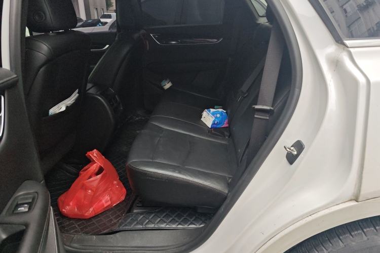 Used Cadillac XT5 2020 28T Four-Wheel Drive Luxury Version Left Rear Seat