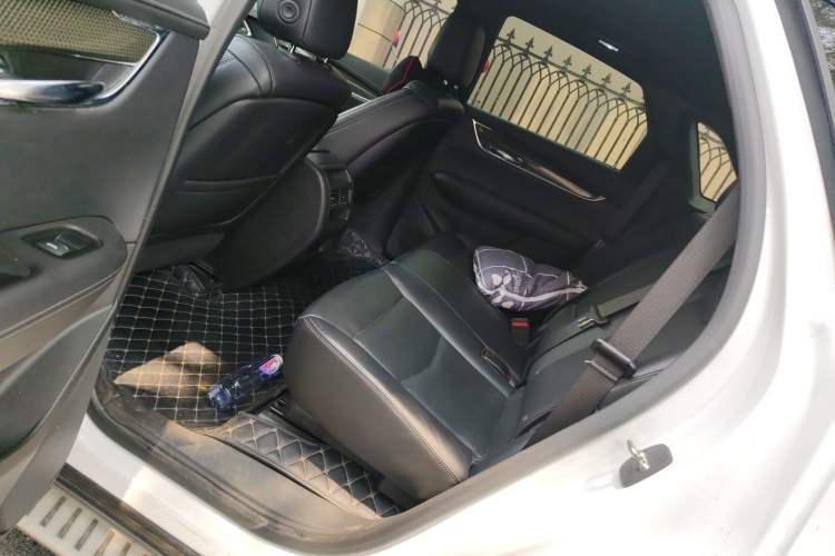 Used Cadillac XT5 2020 28T 4x4 Leading Sport Model Left Rear Seat
