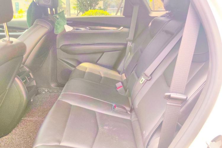 Used Cadillac XT5 2020 Revised Version 28T Luxury Edition Left Rear Seat