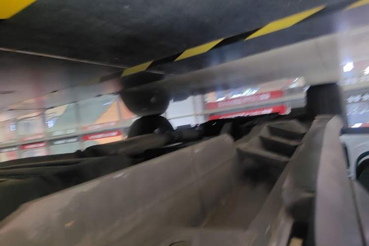 Used Cadillac XT5 2020 Revised Version 28T Luxury Edition Left Side Sill