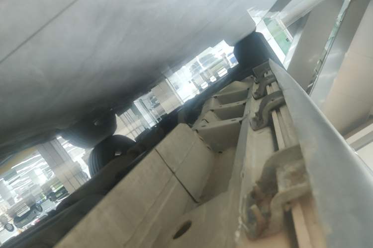 Used Cadillac XT5 2020 Revised Version 28T Luxury Edition Left Side Sill