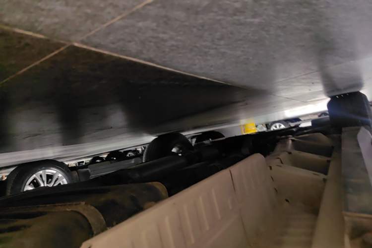 Used Cadillac XT5 2020 28T Tech Edition Left Side Sill