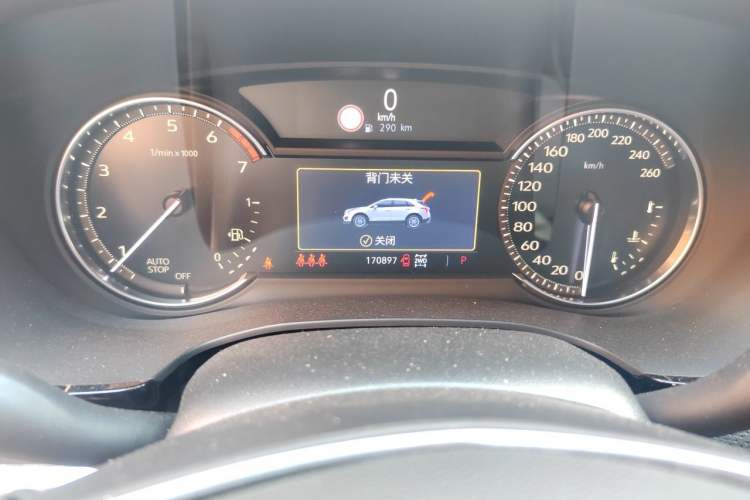 Used Cadillac XT5 2020 28T Four-Wheel Drive Luxury Version Odometer Close Up