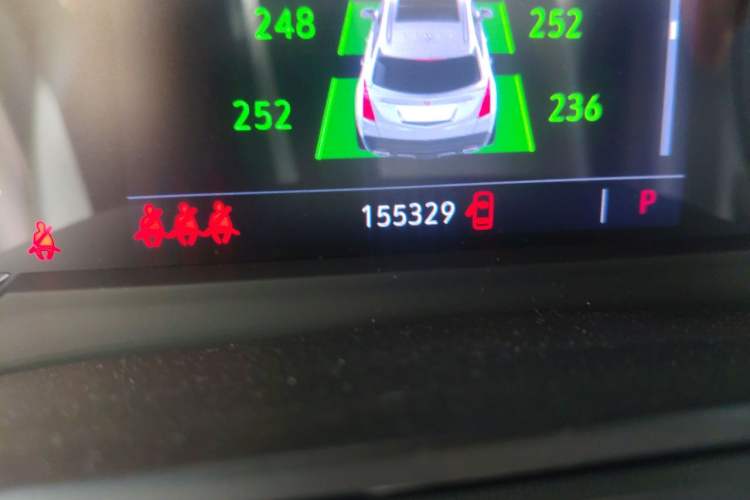 Used Cadillac XT5 2020 28T Luxury Version Odometer Close Up