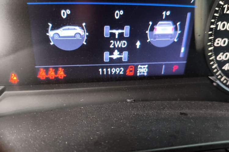 Used Cadillac XT5 2020 28T Four-Wheel Drive Tech Version Odometer Close Up