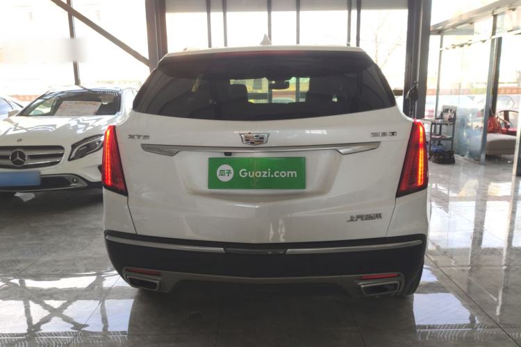 Used Cadillac XT5 2020 28T Luxury Version Rear