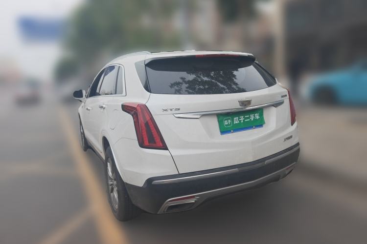Used Cadillac XT5 2020 28T Luxury Version Rear Left 45 Deg
