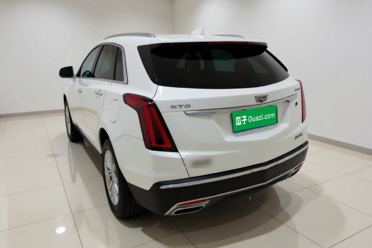 Used Cadillac XT5 2020 Revised Version 28T Luxury Edition Rear Left 45 Deg