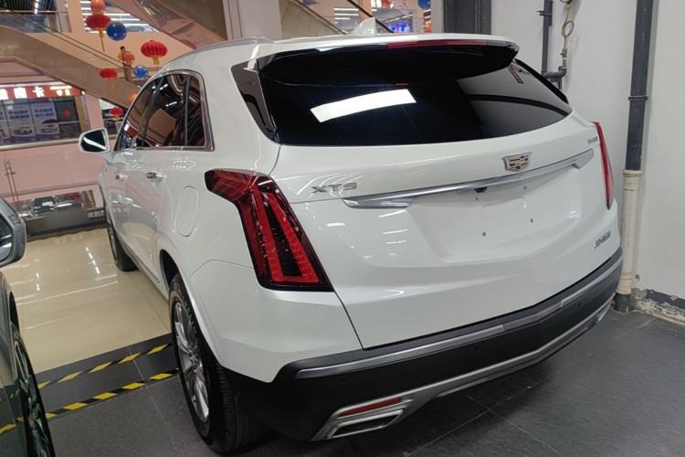 Used Cadillac XT5 2020 Revised Version 28T Luxury Edition Rear Left 45 Deg
