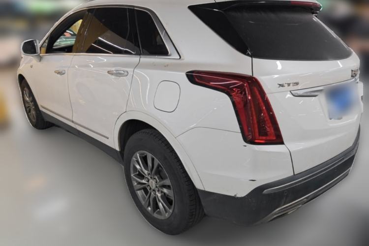 Used Cadillac XT5 2020 28T Luxury Version Rear Left 45 Deg