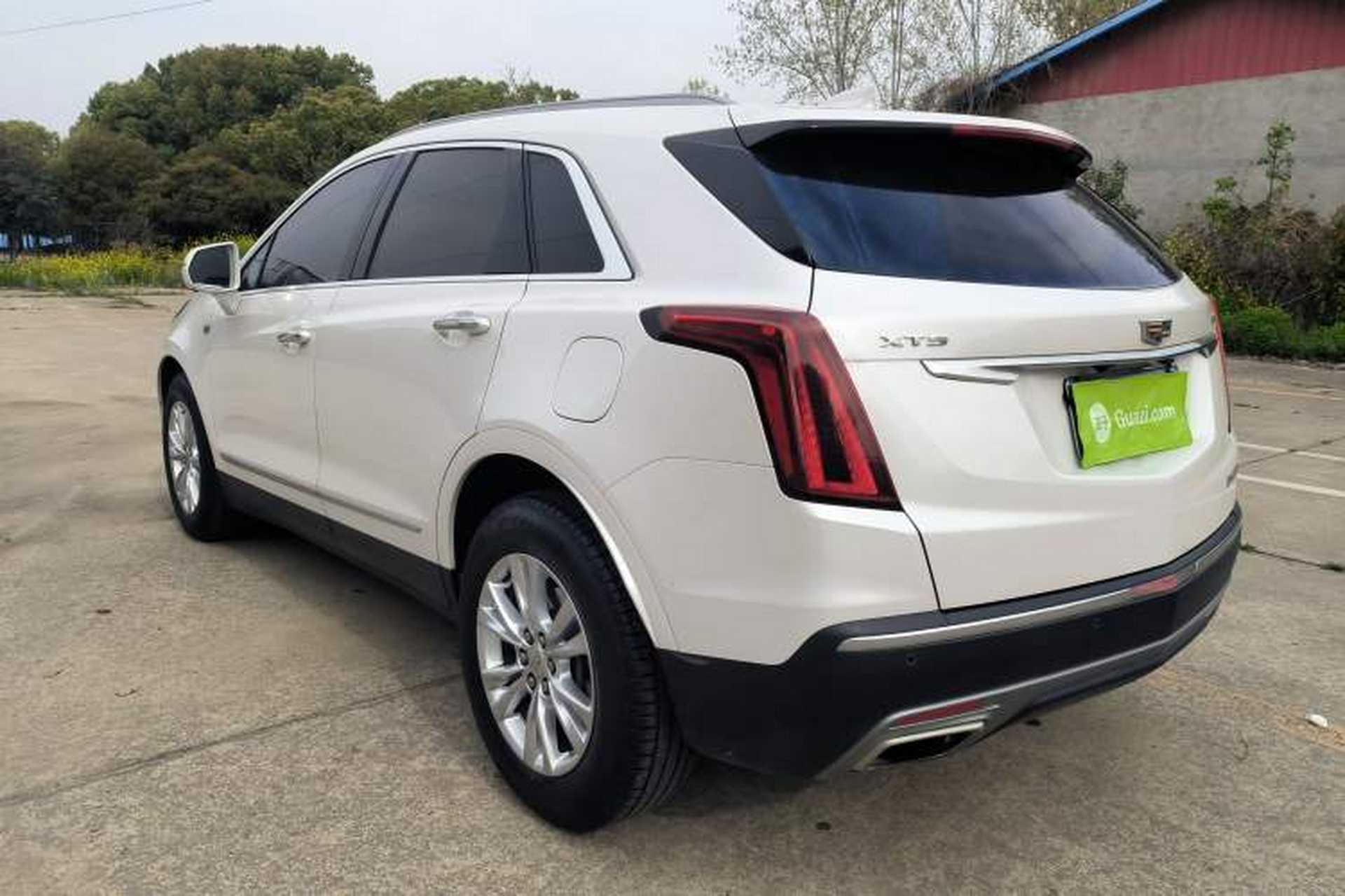 Used Cadillac XT5 2020 28T Luxury Version Rear Left 45 Deg