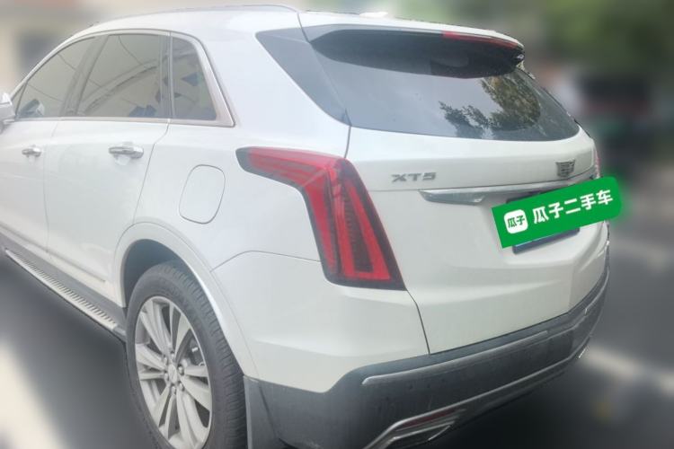 Used Cadillac XT5 2020 28T Luxury Version Rear Left 45 Deg