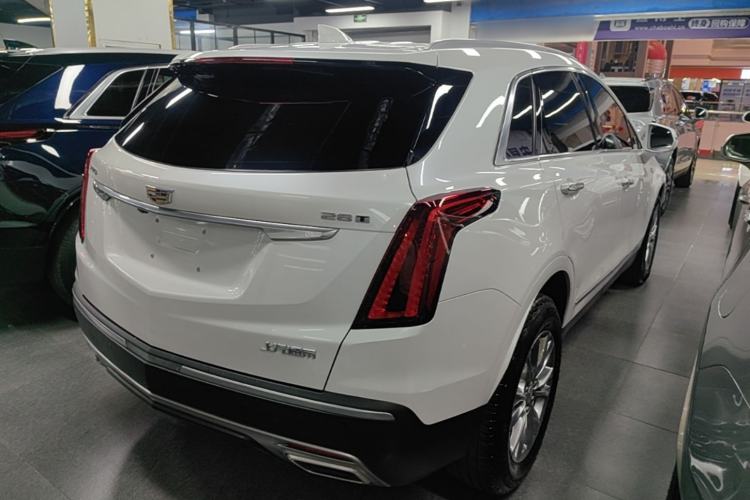 Used Cadillac XT5 2020 Revised Version 28T Luxury Edition Rear Right 45 Deg