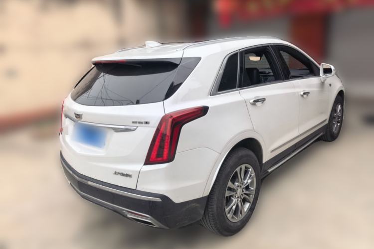 Used Cadillac XT5 2020 28T Luxury Version Rear Right 45 Deg