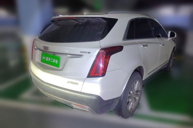 Used Cadillac XT5 2020 28T Luxury Version Rear Right 45 Deg