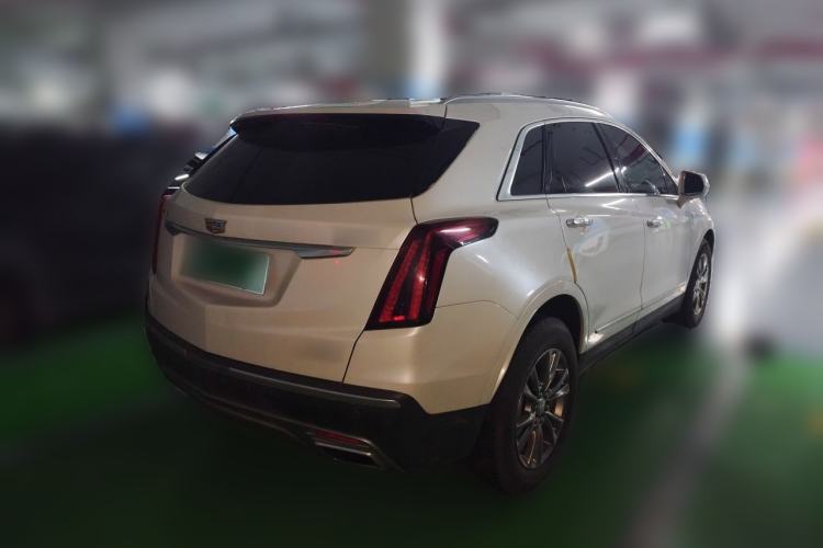 Used Cadillac XT5 2020 28T Luxury Version Rear Right 45 Deg