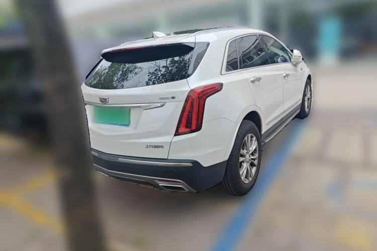 Used Cadillac XT5 2020 28T Luxury Version Rear Right 45 Deg