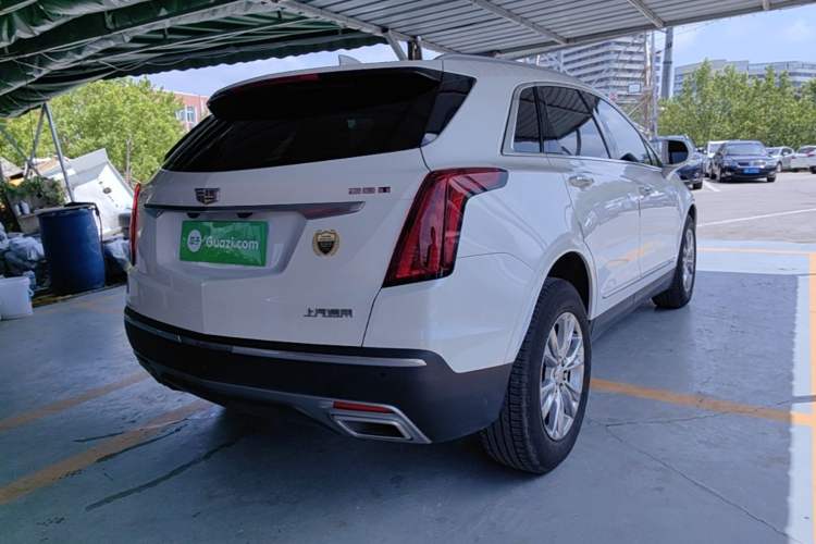 Used Cadillac XT5 2020 Revised Version 28T Luxury Edition Rear Right 45 Deg