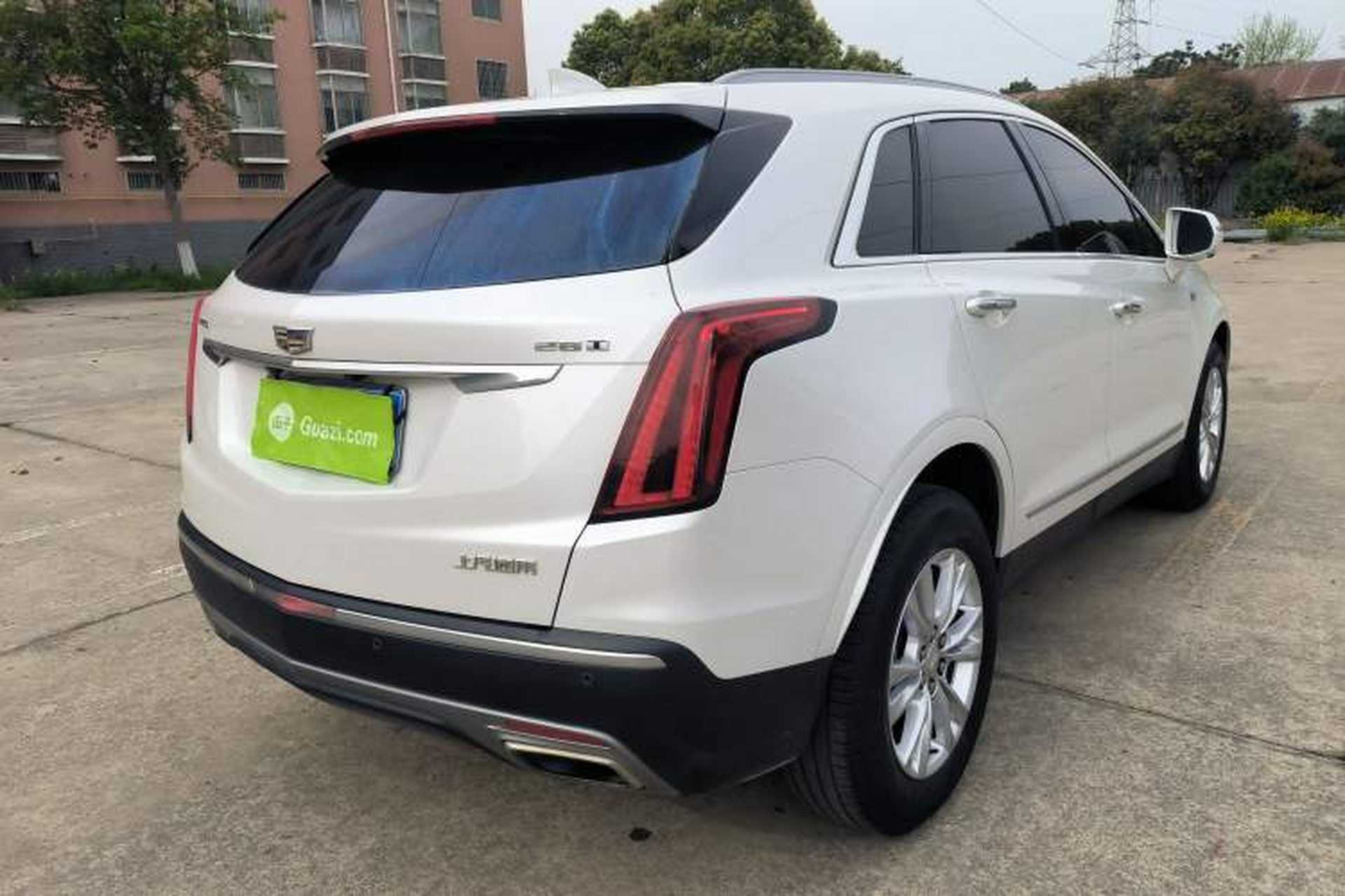 Used Cadillac XT5 2020 28T Luxury Version Rear Right 45 Deg