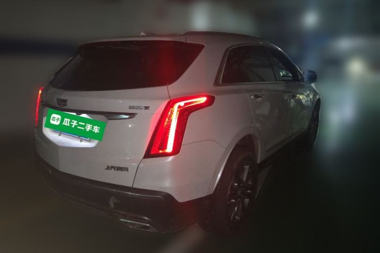 Used Cadillac XT5 2020 28T Luxury Version Rear Right 45 Deg