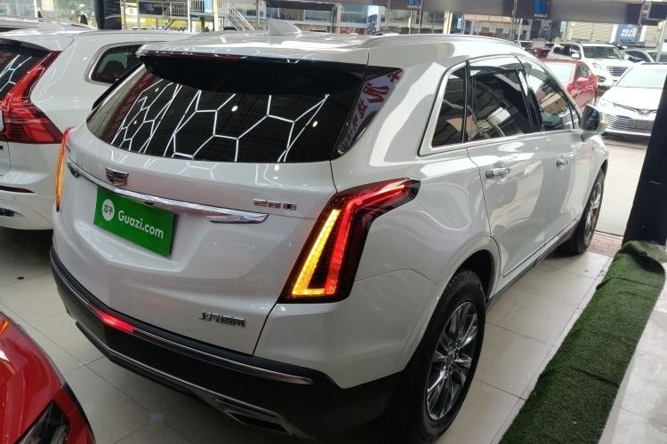 Used Cadillac XT5 2020 28T Luxury Version Rear Right 45 Deg