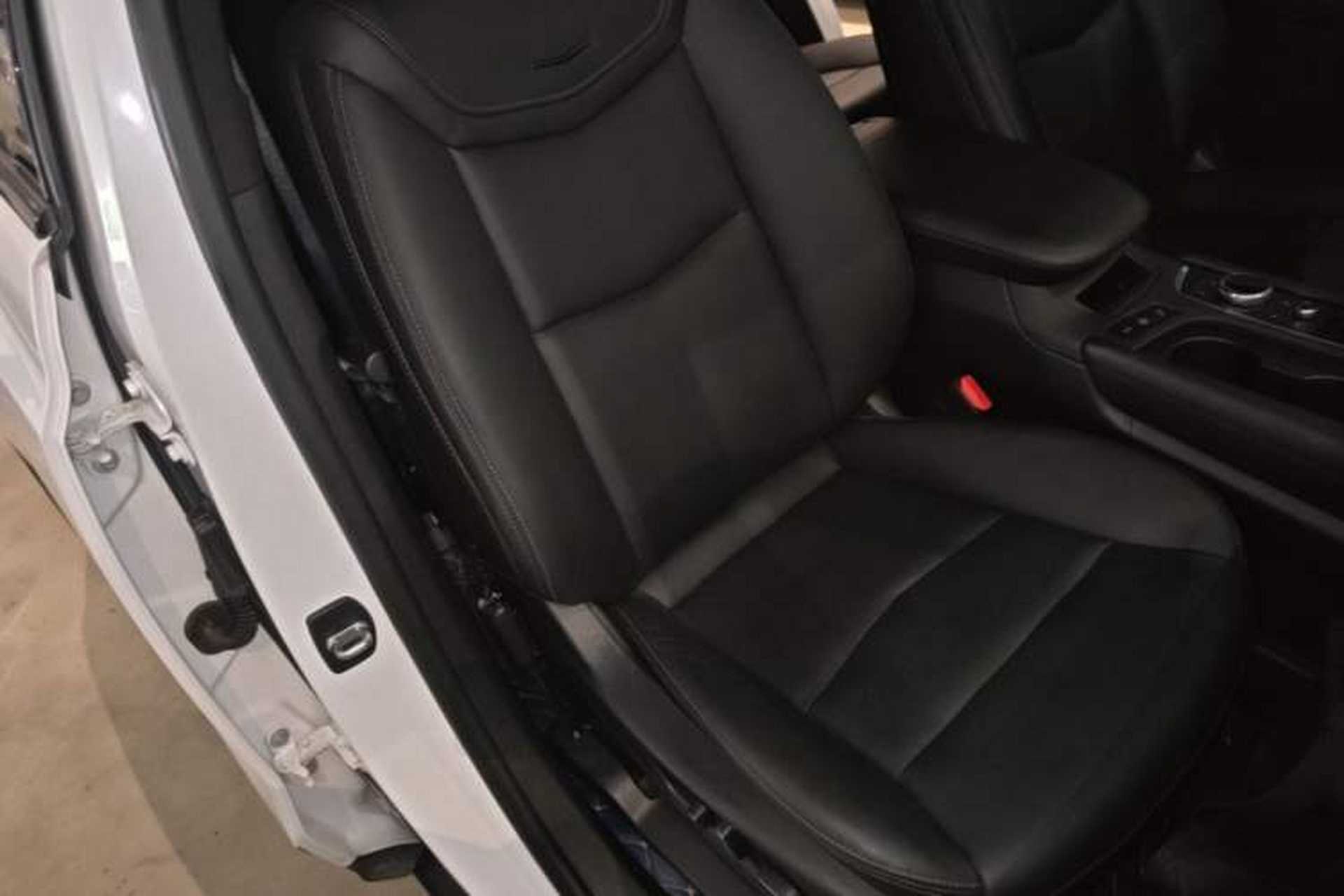 Used Cadillac XT5 2020 28T 4x4 Leading Sport Model Right Front Seat
