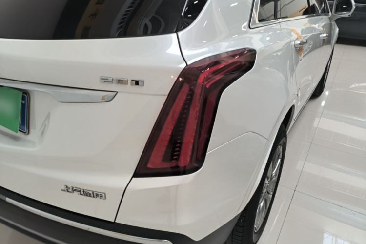 Used Cadillac XT5 2020 Revised Version 28T Luxury Edition Right Rear Taillight