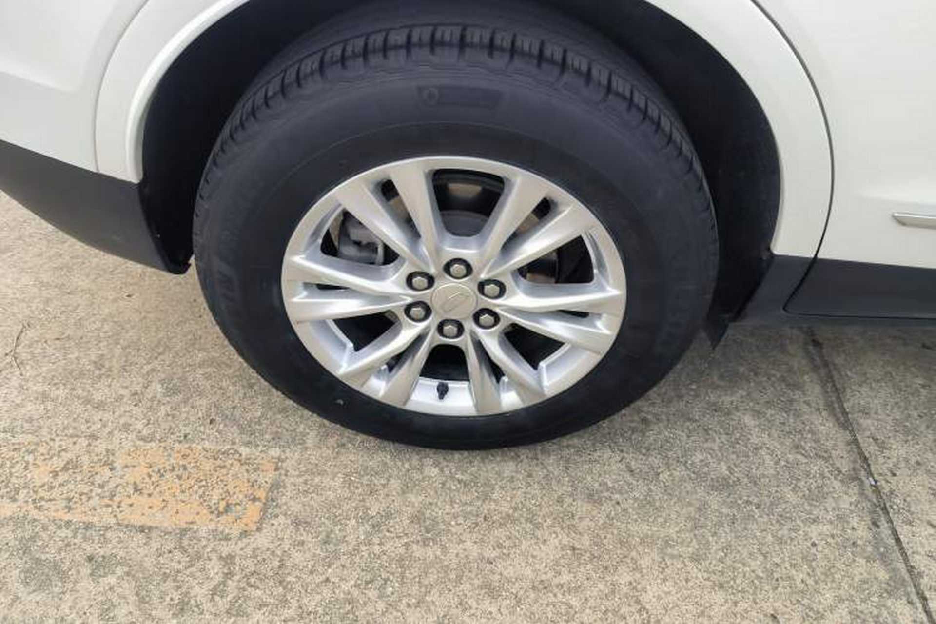 Used Cadillac XT5 2020 28T Luxury Version Right Rear Wheel Hub