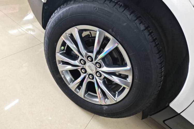 Used Cadillac XT5 2020 28T Four-Wheel Drive Luxury Version Right Rear Wheel Hub