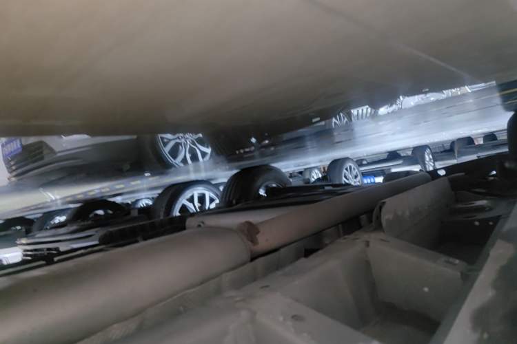 Used Cadillac XT5 2020 Revised Version 28T Luxury Edition Right Side Sill