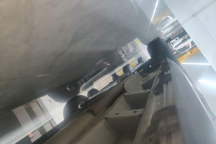 Used Cadillac XT5 2020 Revised Version 28T Luxury Edition Right Side Sill