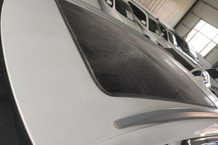 Used Cadillac XT5 2020 28T Luxury Version Roof