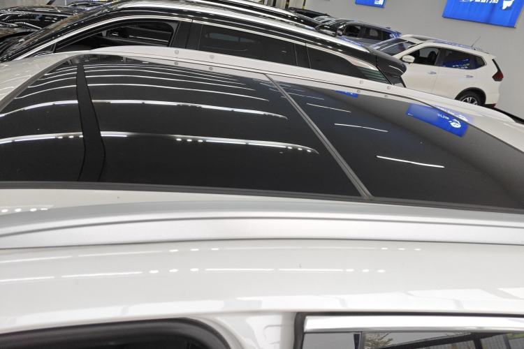 Used Cadillac XT5 2020 28T Luxury Version Roof