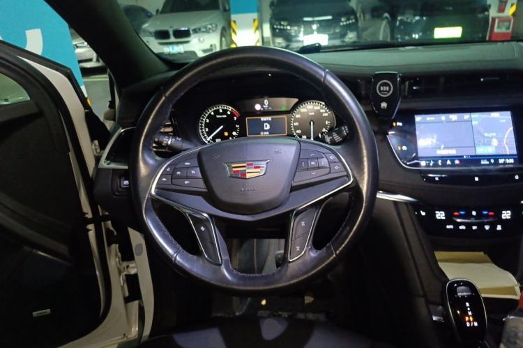 Used Cadillac XT5 2020 Revised Version 28T Four-Wheel Drive Luxury Edition Steering Wheel