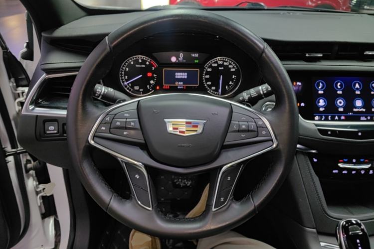 Used Cadillac XT5 2020 Revised Version 28T Luxury Edition Steering Wheel